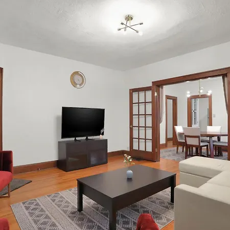 Comfy Apartment In Indianapolis Exterior photo