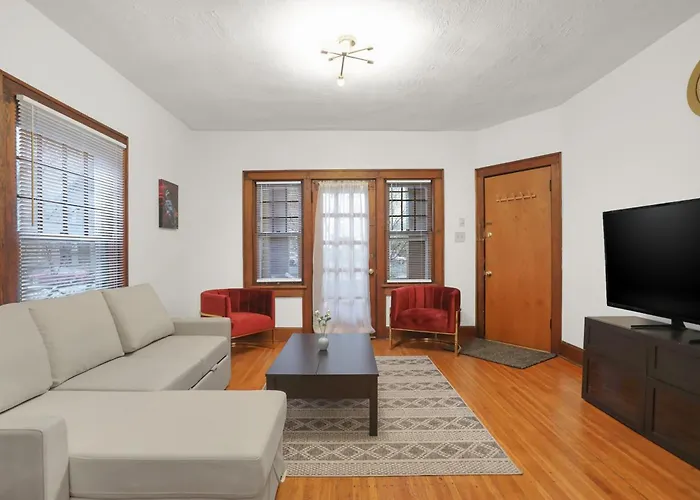 Comfy Apartment In Indianapolis